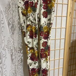 Time and Tru Floral Ankle Pants - Red, Yellow, Green on Cream